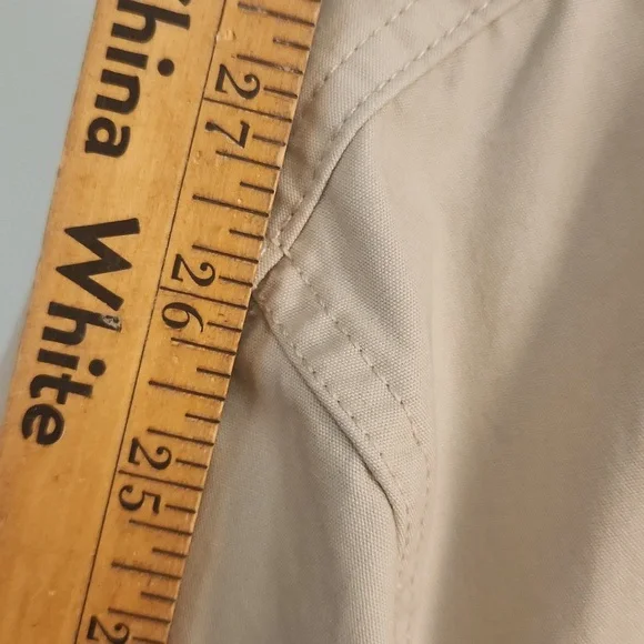 Roots Men's Beige Button-Down Shirt – Classic Utility Cotton - Picture 9 of 14